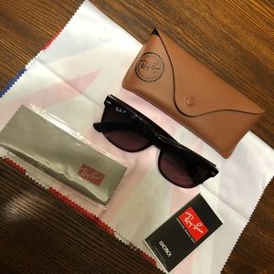 Authentic RayBan New Wayfarer Polarized Sunglasses